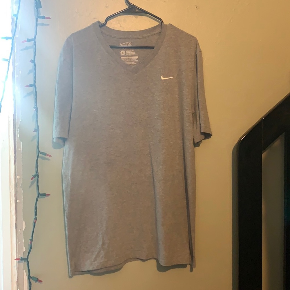 Men’s Nike T-shirt